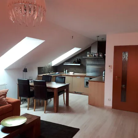 Apartament Podkrovny V Smokovec Wysokie Tatry