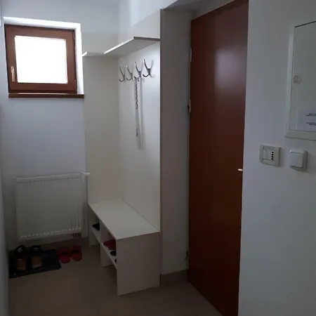 Apartment Podkrovny V Smokovec